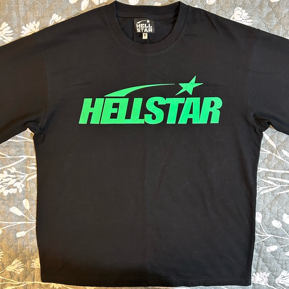 Hellstar Black and Green Short Sleeve Tee EUC!!! GREAT DEAL!!! WORN 2-3x!!!